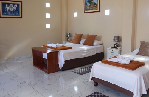 Puerto Baquerizo Moreno Hotel | Hospedaje Romy