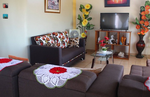 Puerto Baquerizo Moreno Hotel | Hospedaje Romy