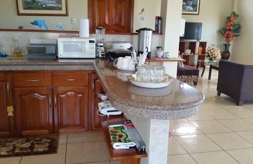 Puerto Baquerizo Moreno Hotel | Hospedaje Romy
