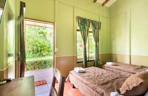 Rio Claro House | Hospedaje Poly