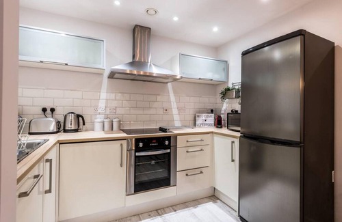 Baltic Triangle Apartment | Host Apartments Baltic Balcony Apt