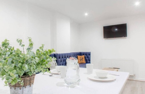 RopeWalks Apartment | Host Apartments Fleet Nightlife III
