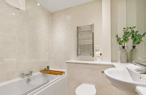 St George's Quarter Apartment | Host Apartments | Queen Square Apartment