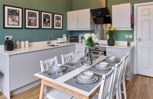 Hope Street Apartment | Host Apartments The Falkner Quarters II