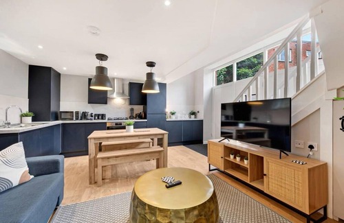 Georgian Quarter Apartment | Host Apartments The Georgian Coach House 2