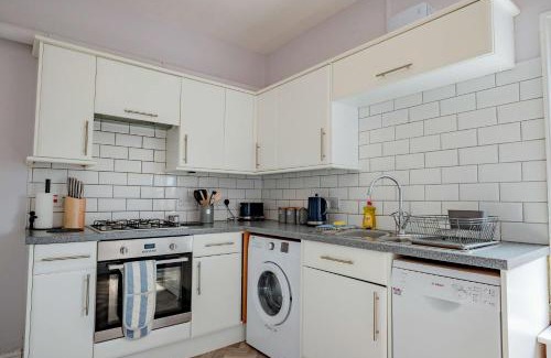 Worcester Apartment | Host & Stay - Cannon Apartment