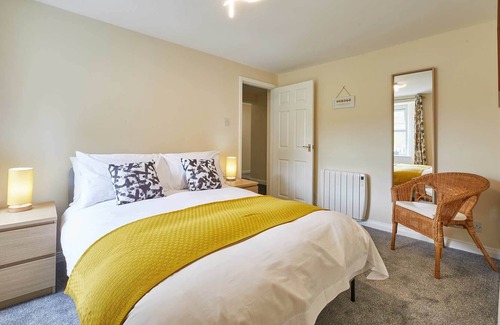 Eastgate Apartment | Host & Stay | Chapel Race - Slit Wood