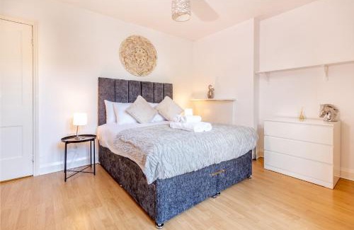 Malvern Apartment | Host & Stay - Club Chambers
