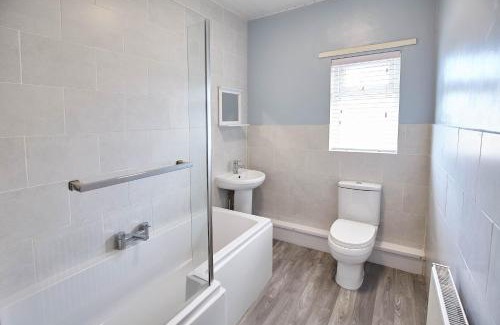 Marske-by-the-Sea Apartment | Host & Stay - Cobblestones