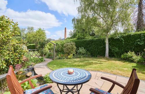 Waresley Apartment | Host & Stay - Garden Studio