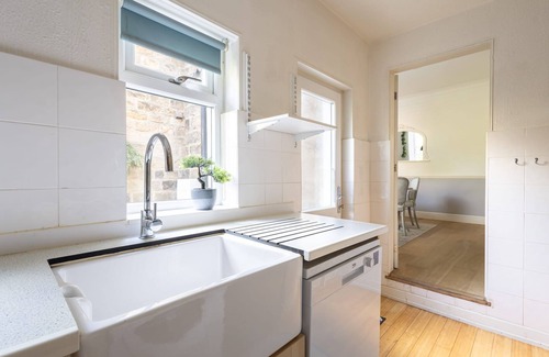 Harrogate House | Host Stay Grove Road