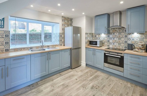 Sewerby House | Host & Stay | Low Barn Cottage