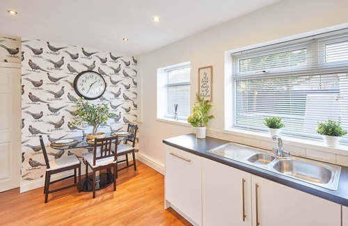 Eaglescliffe House | Host Stay Newsam Crescent