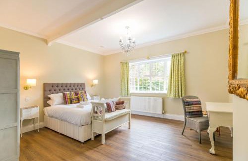 Hopton House | Host & Stay - Redwings Sanctuary Rooms
