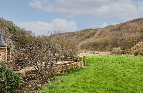Saltburn-by-the-Sea House | Host Stay The Lobster Pot