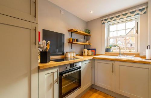 Snettisham House | Host & Stay - The Courtyard