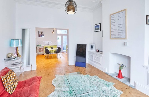 Saltburn-by-the-Sea Apartment | Host Stay The Artists Pad Too