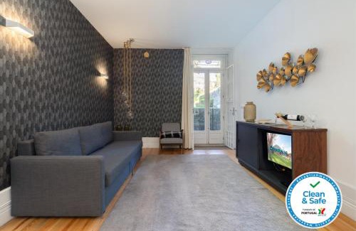 Boavista Apartment | Host Wise - Homely Noble Flats - Garden & Jacuzzi