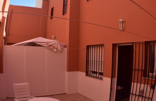 Distrito Cerro-Amate Hotel | Hostal Alamare