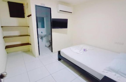 El Bosque House | HOSTAL BOCA CHICA