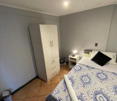 Pudahuel Bed & Breakfast | Hostal Brisa Serena