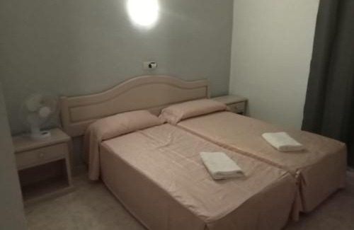 Lloret Town Center House | Hostal Caste