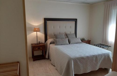 Almoradi House | Hostal El Retiro