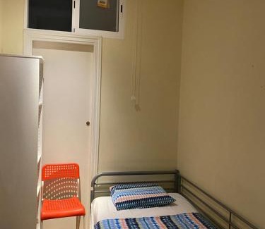 Eixample Hostel | Hostal Granvia 628