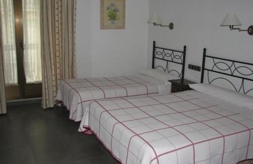 Sol House | Hostal Ivor