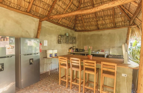 El Zonte Hotel | Hostal La Canasta