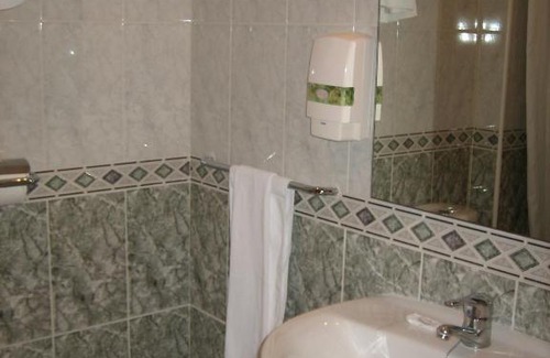 Elche House | Hostal Madruga