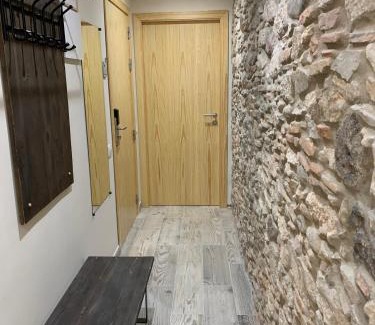 Barri Vell House | Hostal Milana Girona