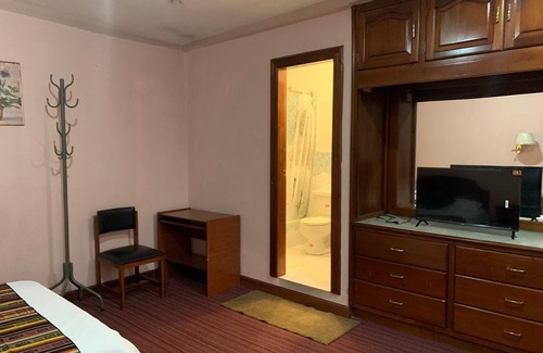 Cuenca Hotel | Hostal Pichincha Internacional
