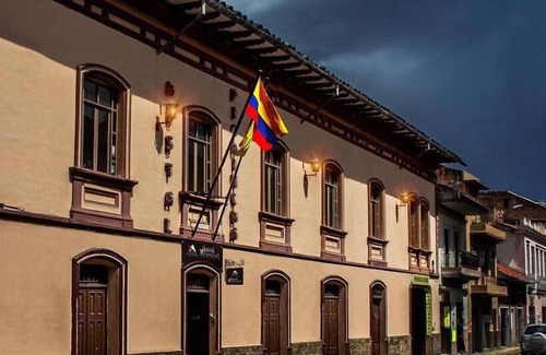 Cuenca Hotel | Hostal Pichincha Internacional