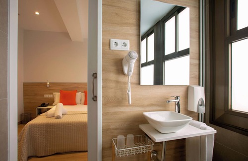 Sants Hostel | Hostal Sans