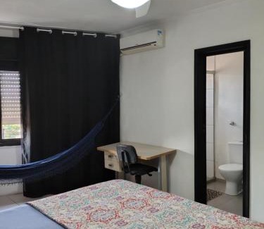Sao Joao Apartment | Hostap de frente com sacada