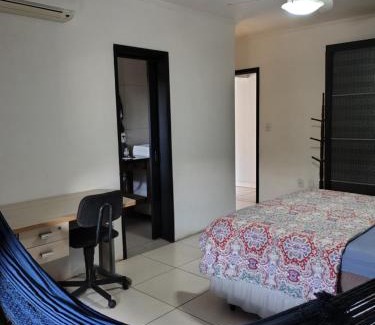 Sao Joao Apartment | Hostap de frente com sacada