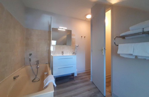 Vivy Hotel | Hostellerie Saint Paul