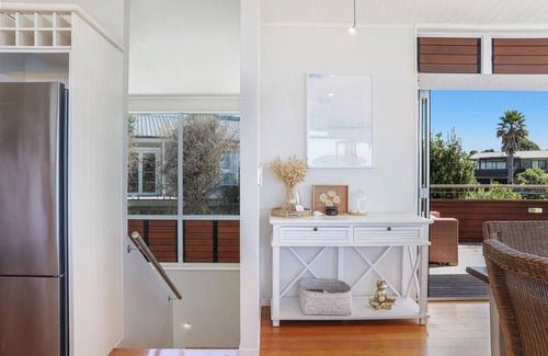 Whiritoa House | Hosts on the Coast Beachside Beauty Whiritoa