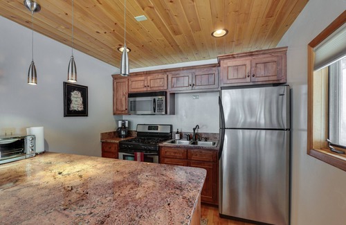 Taos Ski Valley Condo | Hot Tub Access: Studio 2 Mi to Taos Ski Resort