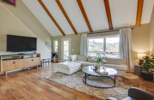 Rainbow CDP House | Hot Tub and Balcony Rainbow Retreat Near Wineries!