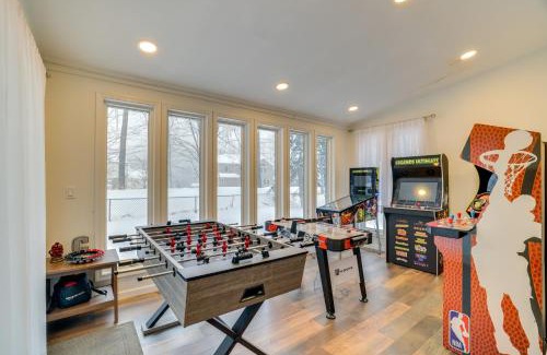 Tobyhanna House | Hot Tub, Fire Pit and Game Room Tobyhanna Home!