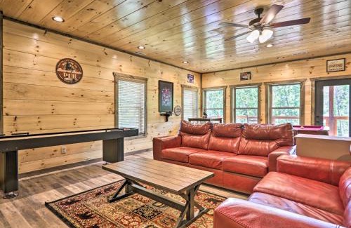 Chalet Village North House | Hot Tub, Game Room, Decks Cabin in Gatlinburg