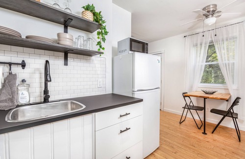 Stoney Creek Apartment | Hot Tub Suite Staycation | Relax + Explore Fundy | Apartment for Two