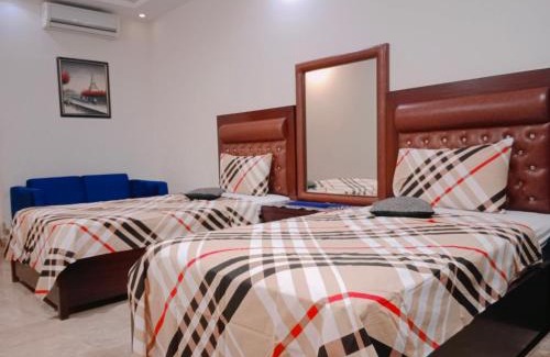 Clifton House | Hotel 7 DHA