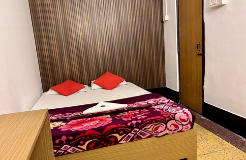 Sualkuchi Hotel | Hotel Aaghnya