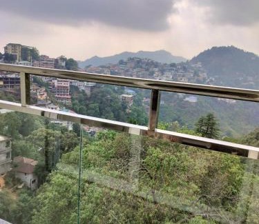 Landour Hotel | Hotel Aaria