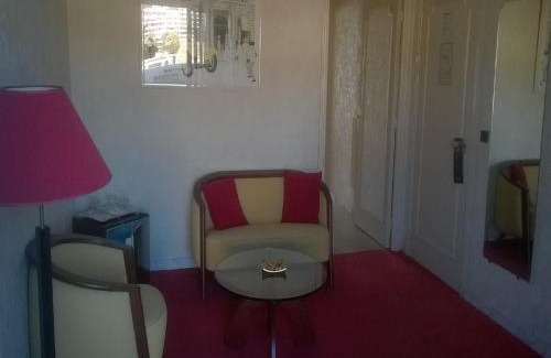 Cannes City Centre Hotel | Hotel Abrial