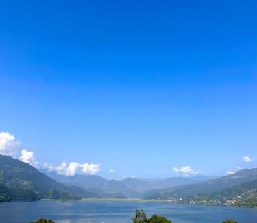 Pokhara Hotel | Hotel Adam