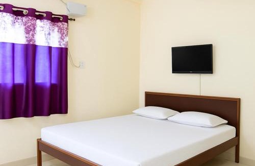 Ayodhya House | HOTEL !Ajay Palace! Near Ram Janam Bhoomi - Providing Air Conditioned Rooms With Free Wi-fi Facility - Best Budget Hotel In Ayodhya